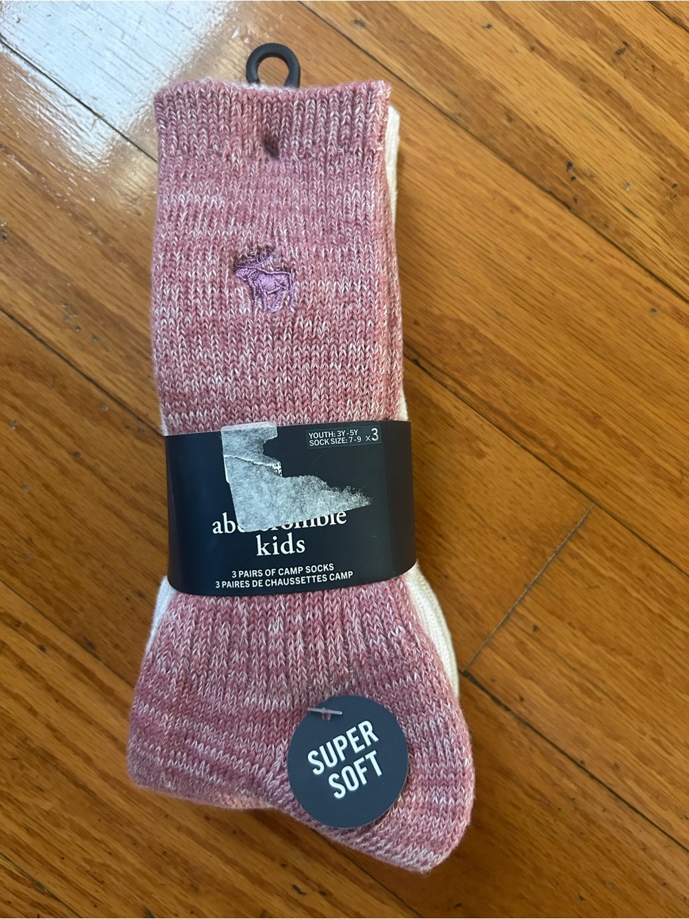 NWT Abercrombie kids super soft camp socks 3 pairs
